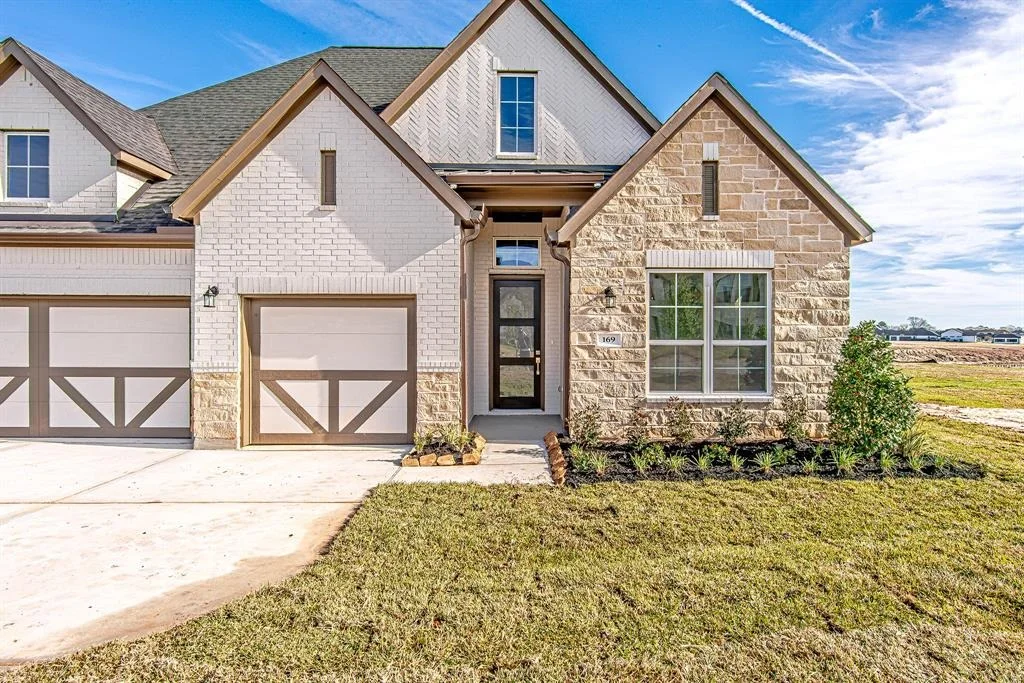 Photo of 169 Peninsula Point Drive
