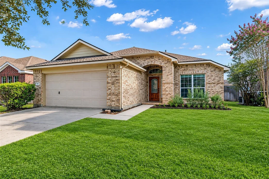 Photo of 3527 Azalea Sands Drive