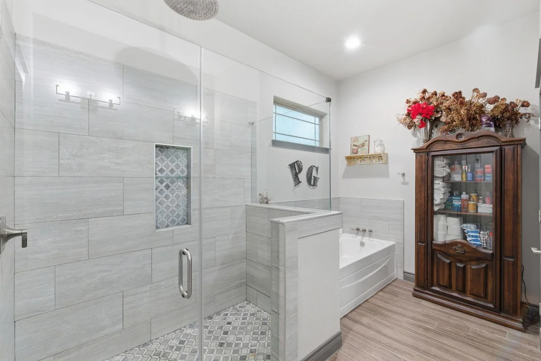 Photo of 1480 Traylor Road