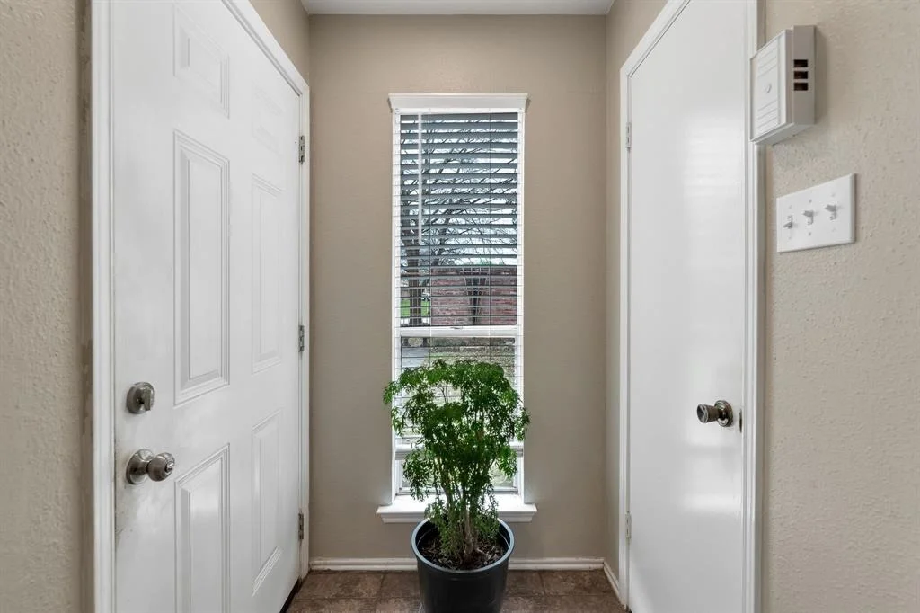 Photo of 6826 Bullinger Drive