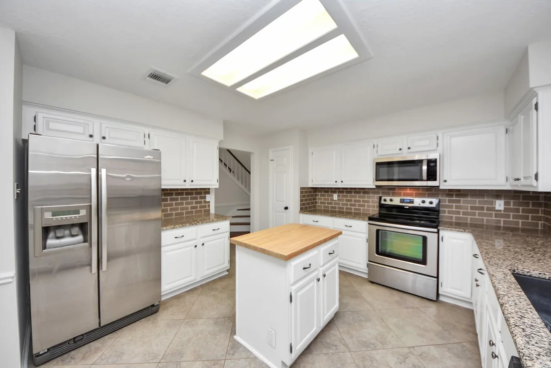 Photo of 903 Heathgate Drive