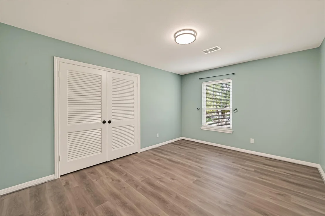 Photo of 302 Hickory Ridge Drive