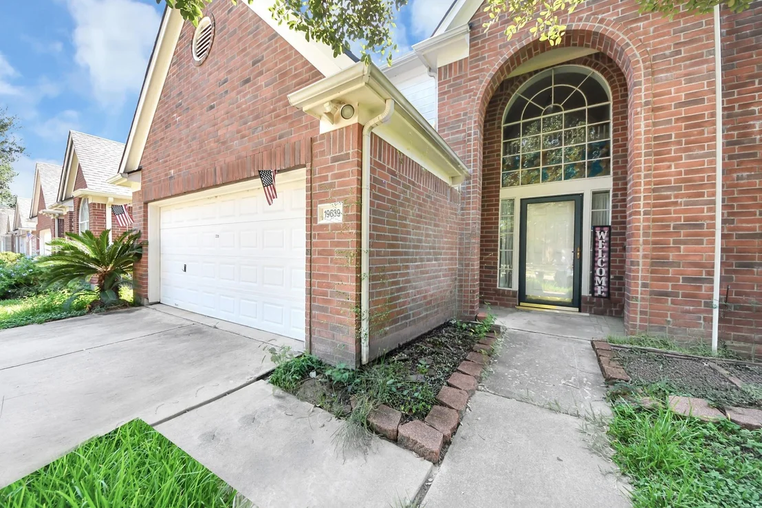 Photo of 19639 Azalea Brook Way