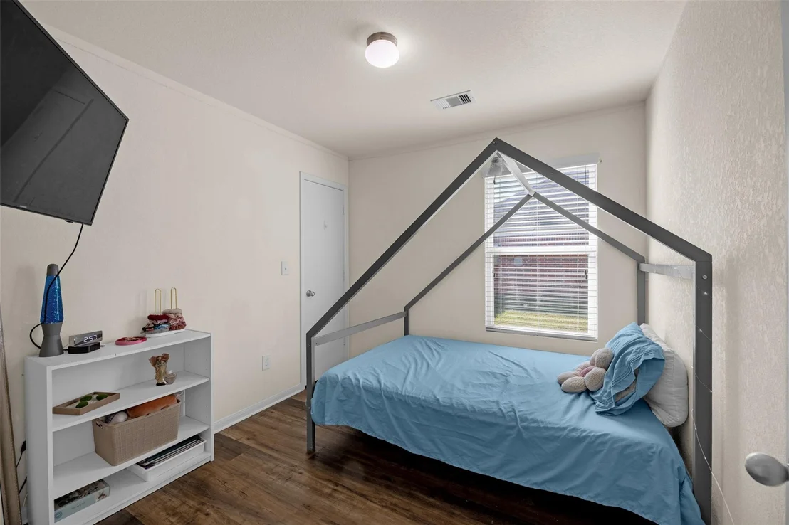 Photo of 2115 Red Cedar Trail