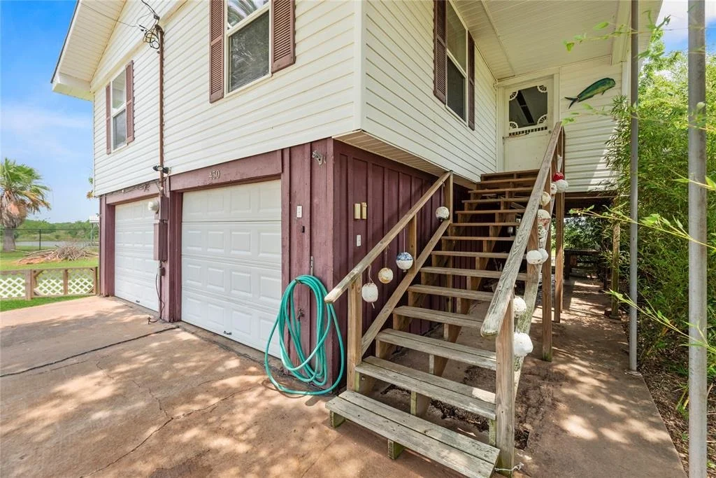 Photo of 450 Creek Drive
