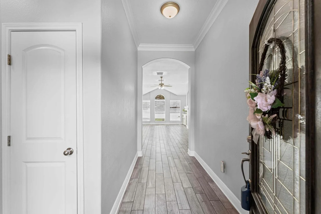 Photo of 6218 Knollwood Trail