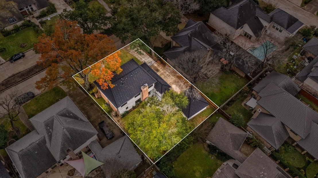 Photo of 1118 Crossroads Drive