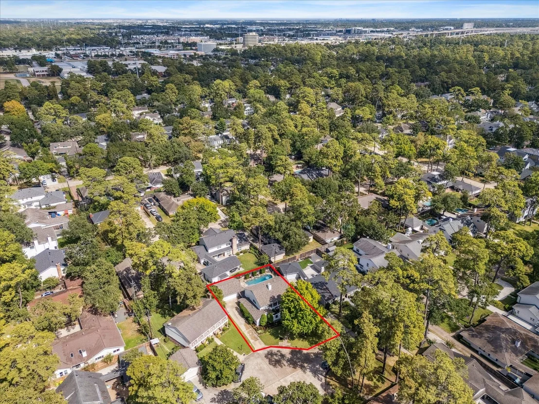 Photo of 13726 Pebblebrook Drive