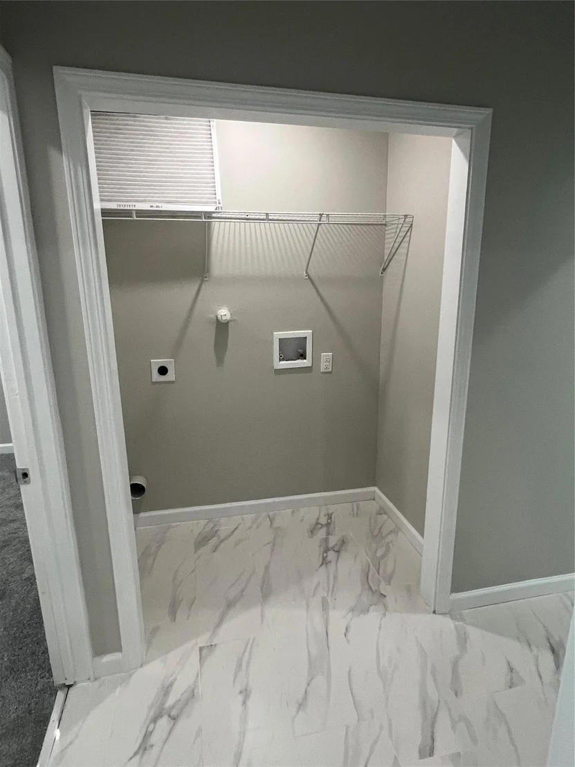 Photo of 22418 E Shorewood Loop E