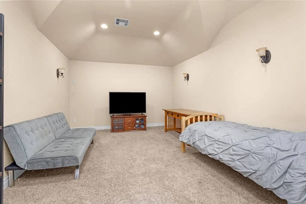 Photo of 40393 Mostyn Drive
