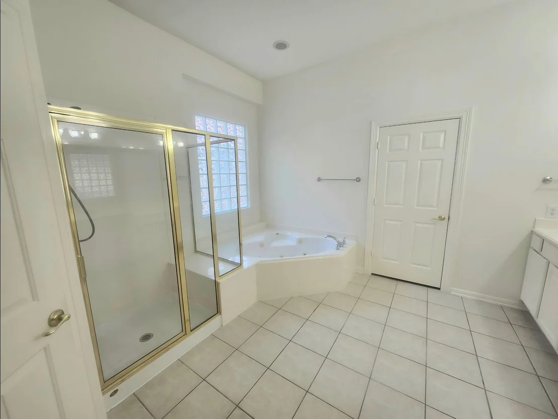 Photo of 43 N Belfair Place