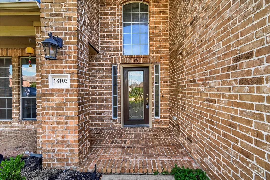 Photo of 18103 Blues Point Drive