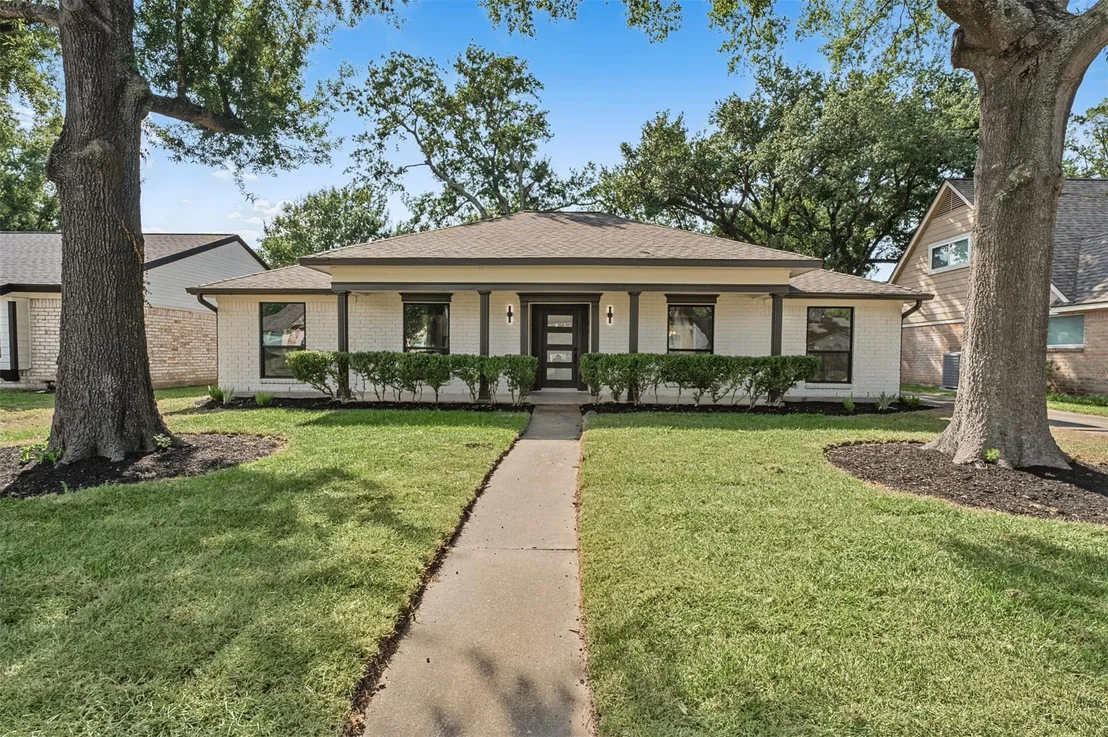Photo of 2807 Shadowdale Drive