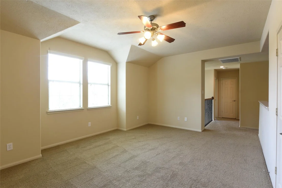 Photo of 118 E Lasting Spring Circle