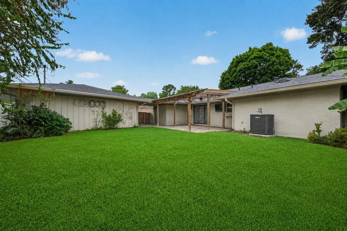Photo of 5511 Lymbar Drive