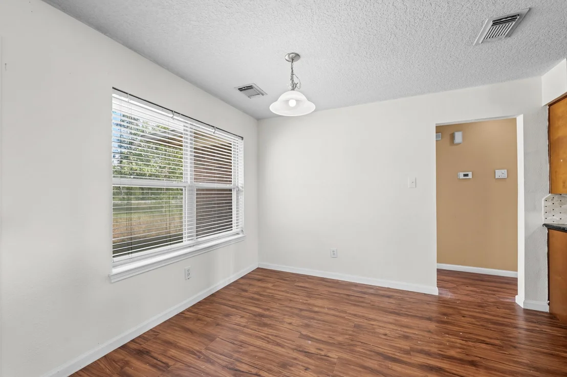Photo of 7442 County Road 42