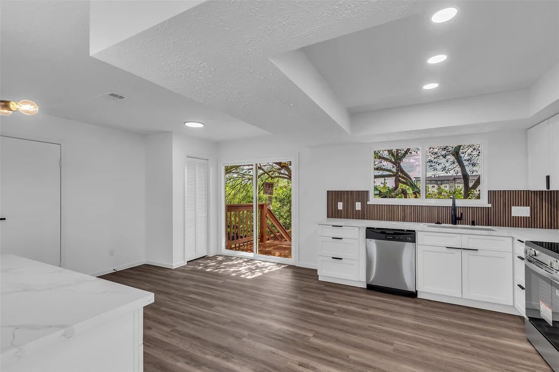 Photo of 16122 Pipers View Drive