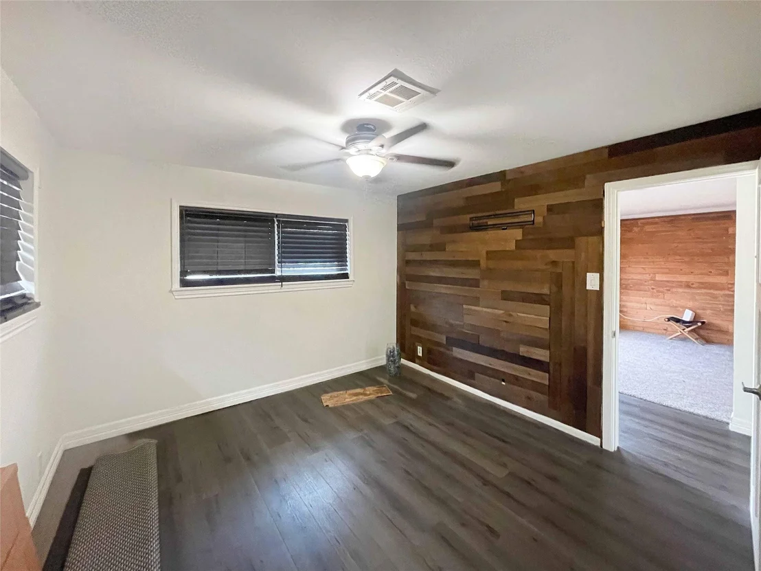 Photo of 6811 Saint Augustine Street