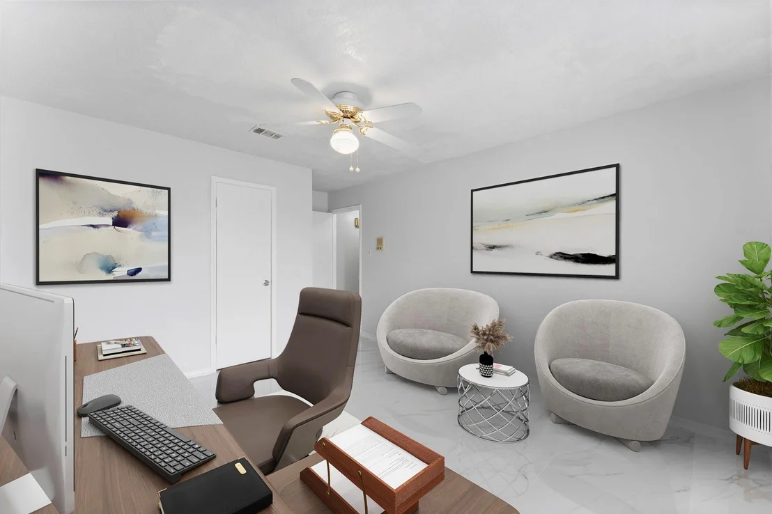 Photo of 606 Pinebrook Lane