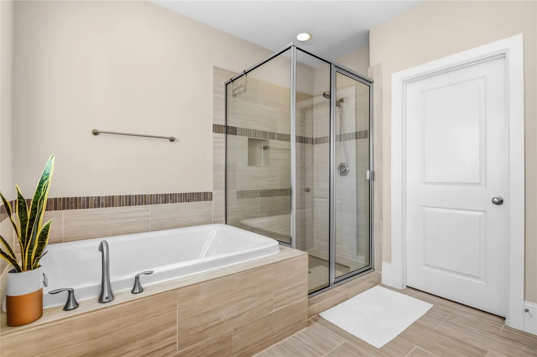 Photo of 1415 Devonshire Manor Lane