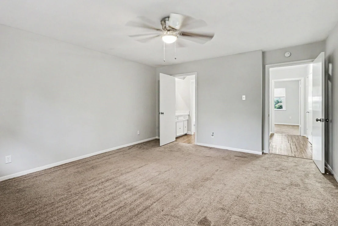 Photo of 5918 Pine Arbor Drive