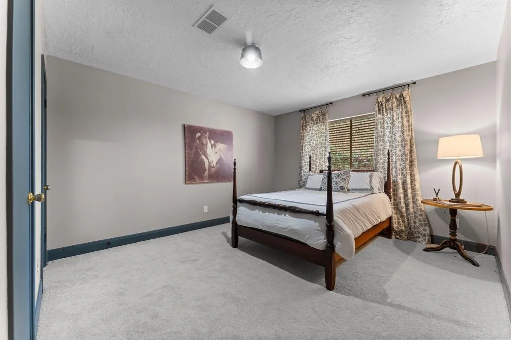 Photo of 1606 Pine Oak Drive