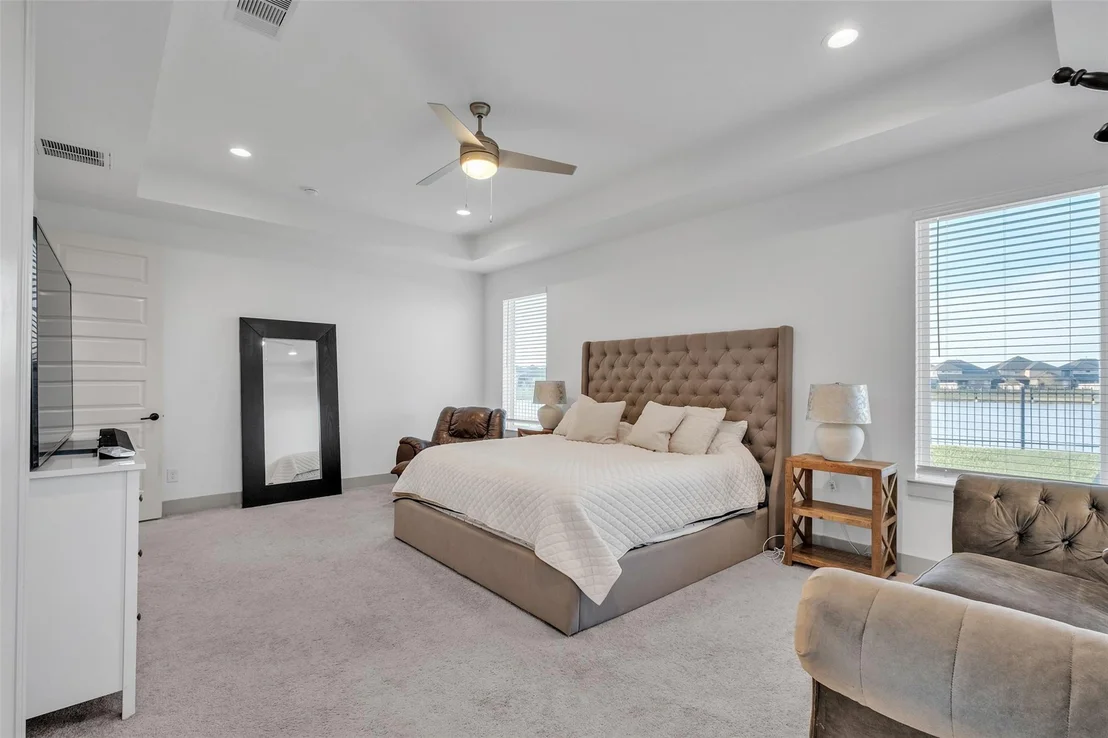 Photo of 28306 Hannahs Harbor Lane