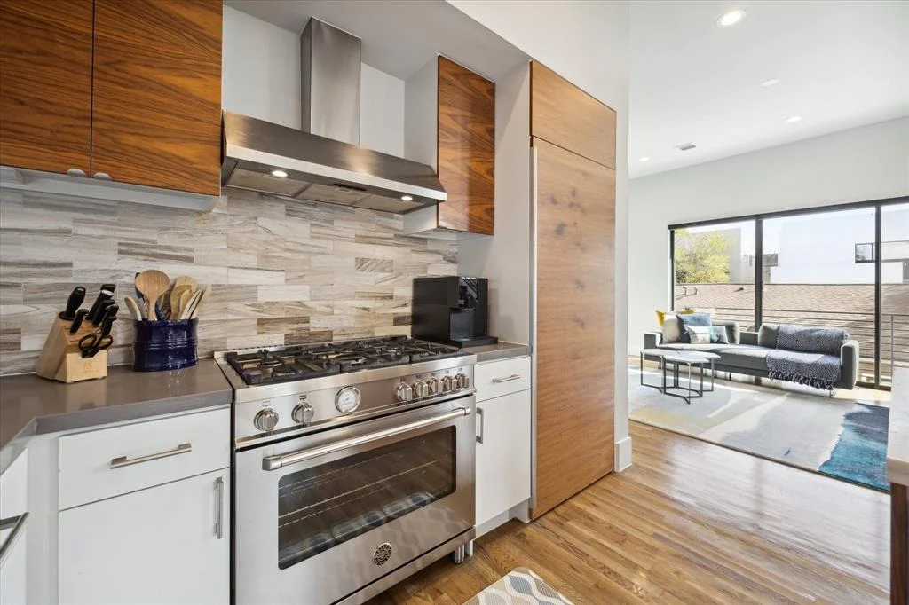 Photo of 808 Olive Street