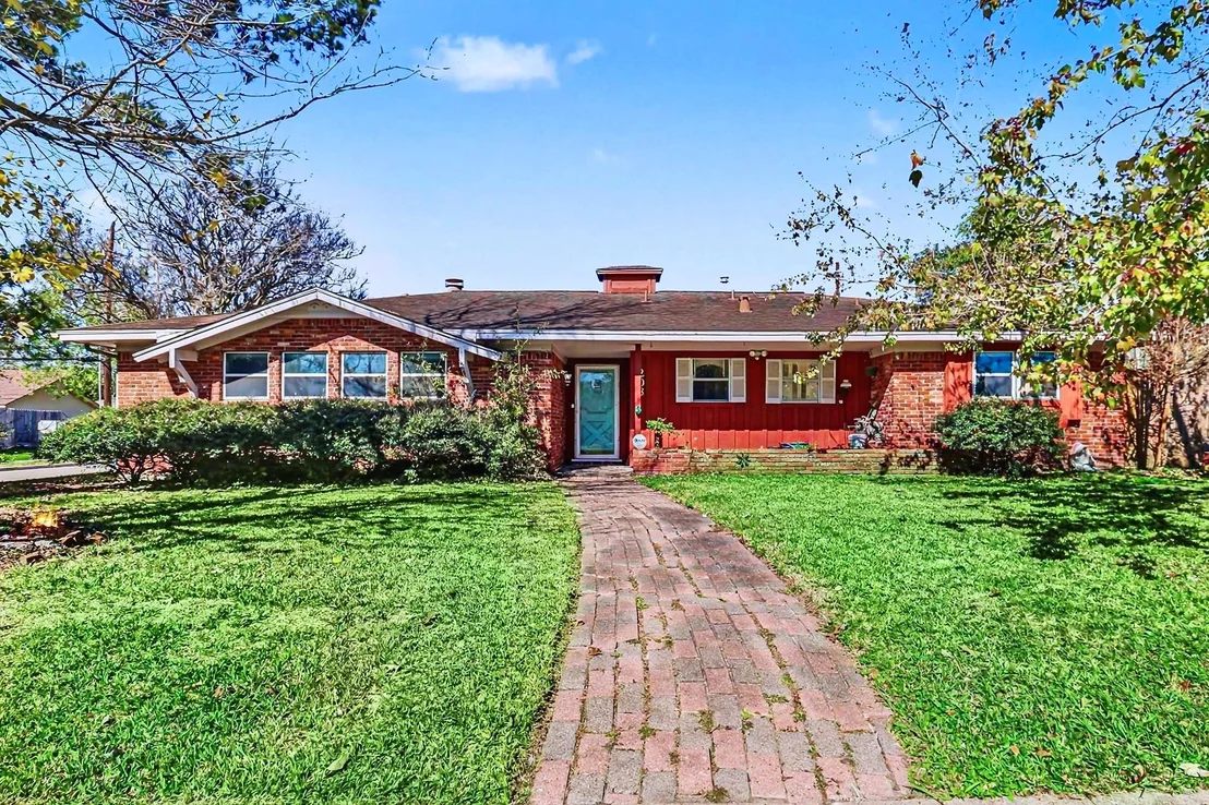 Photo of 203 Princess Drive