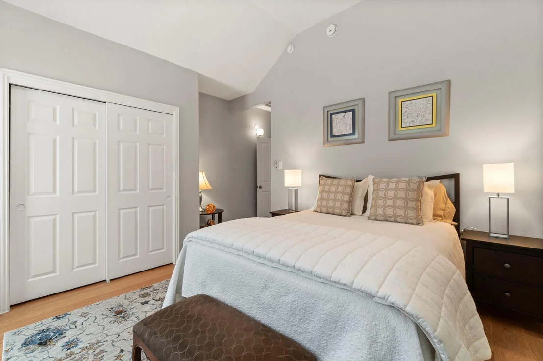 Photo of 6 Marquise Oaks Place