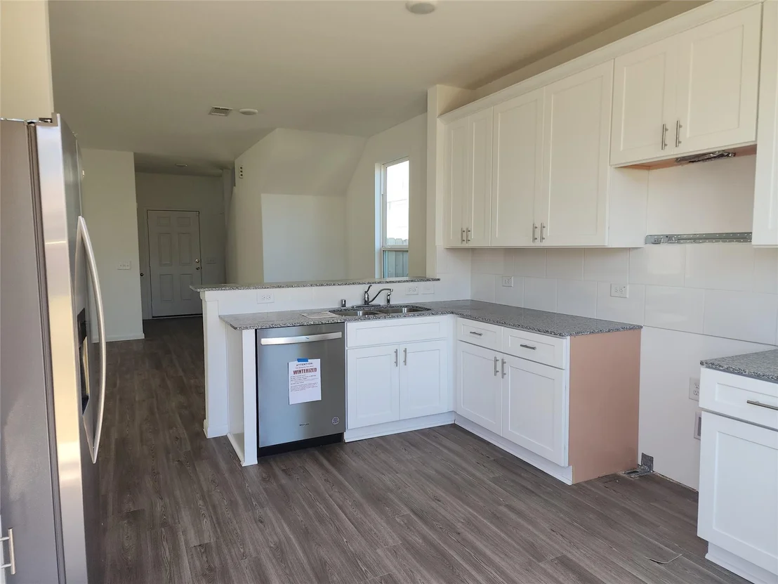 Photo of 25812 Hedgerow Drive