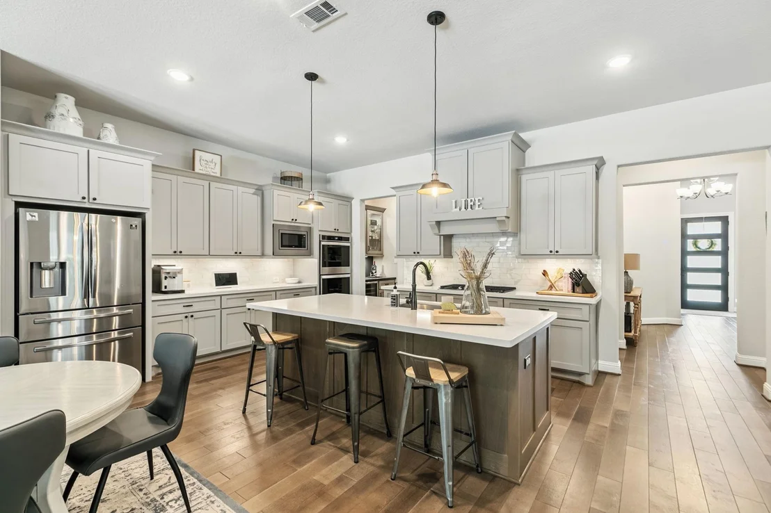 Photo of 28037 Woodland Bend Way