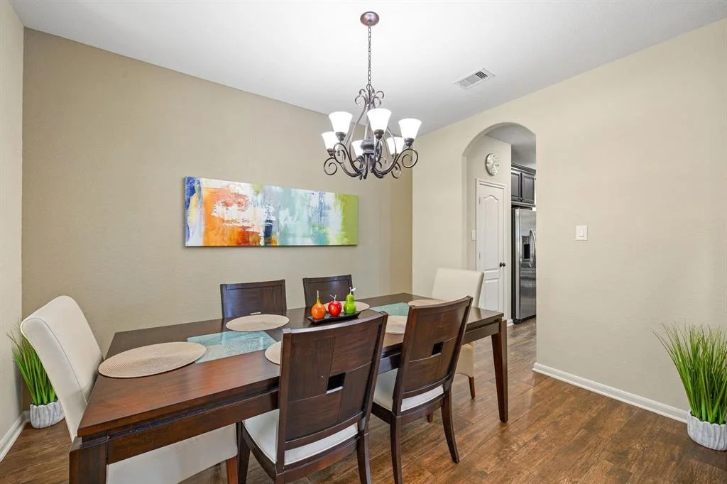 Photo of 6110 Nicholas Lane