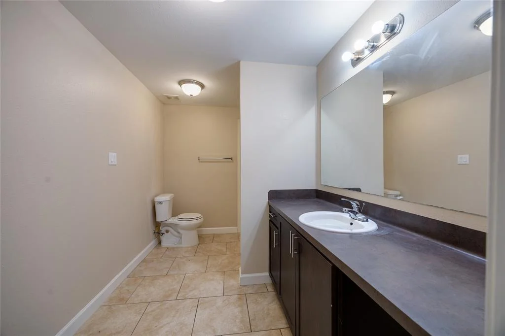 Photo of 6319 Winfield Road