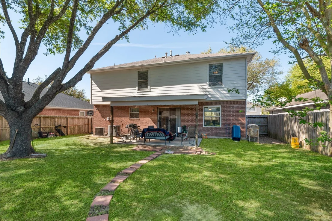 Photo of 3727 Oak Lace Drive