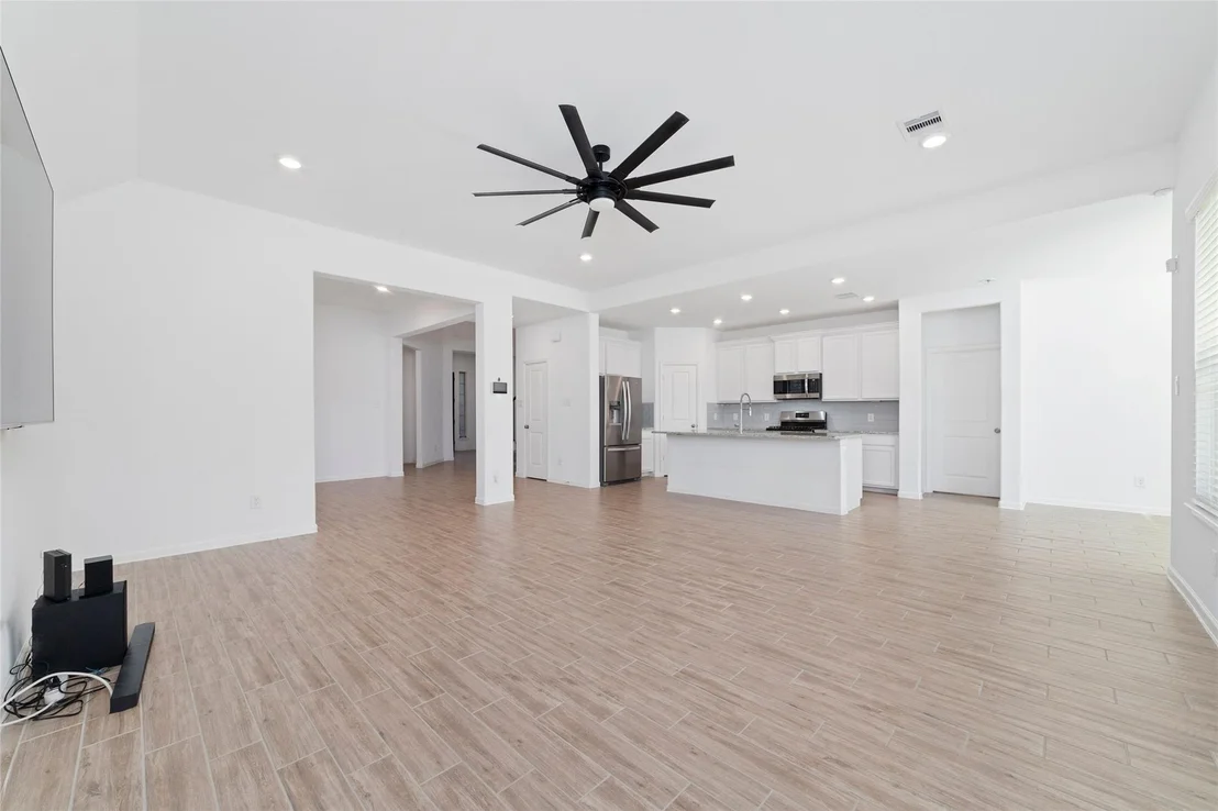 Photo of 11023 Abendstern Road
