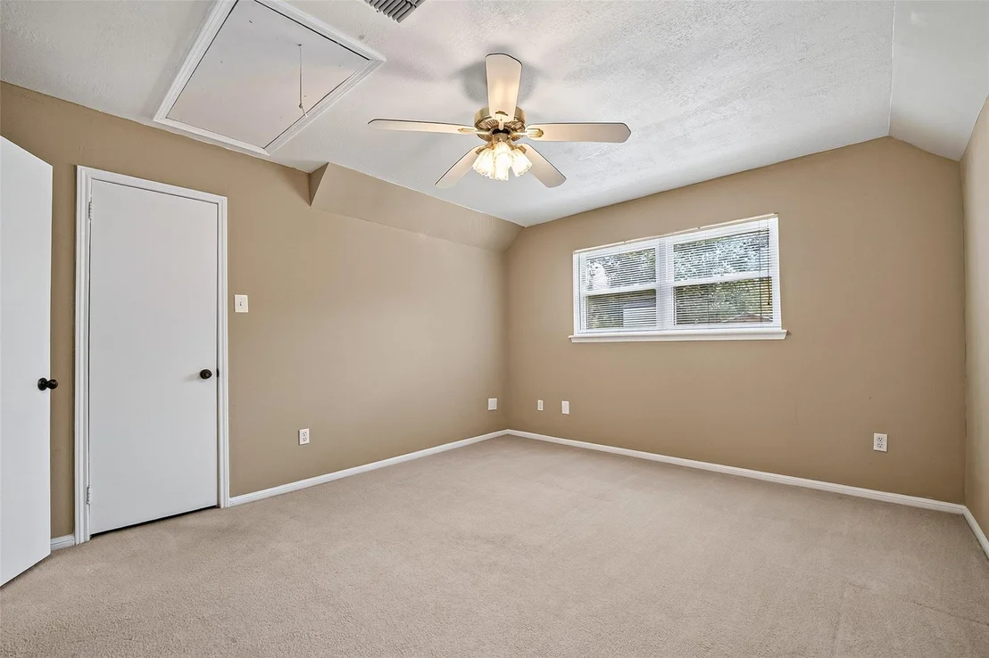 Photo of 560 Savannah Park