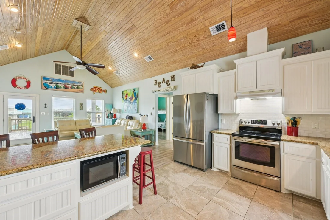 Photo of 940 Gregory Lane