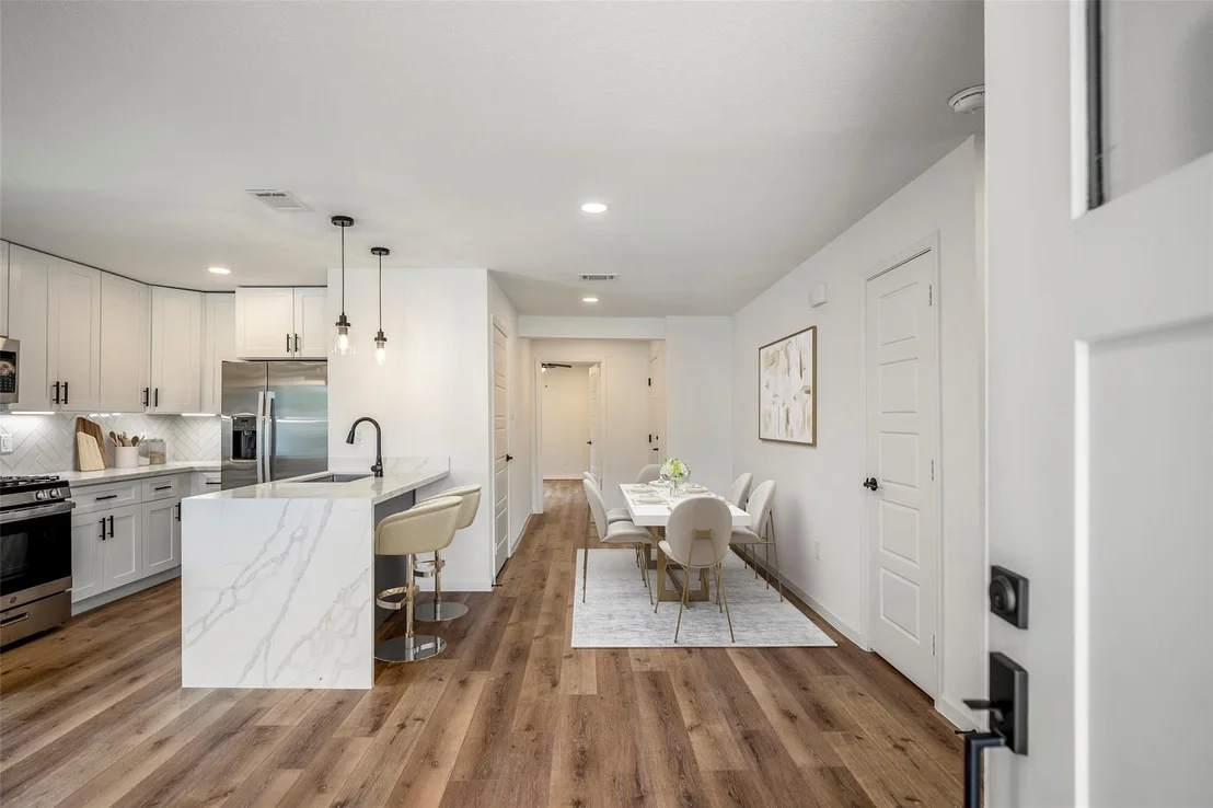 Photo of 3923 Alsace Street