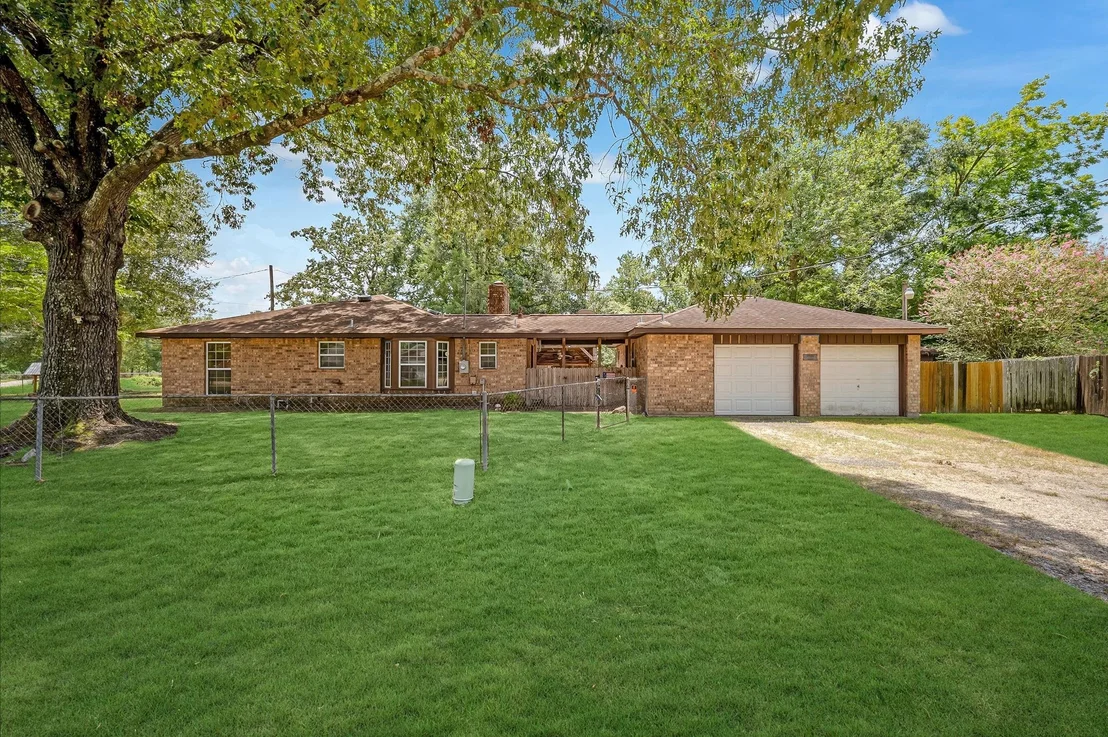 Photo of 19904 Mercedell Drive