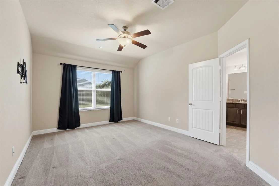 Photo of 1911 Cedar Ridge Lane