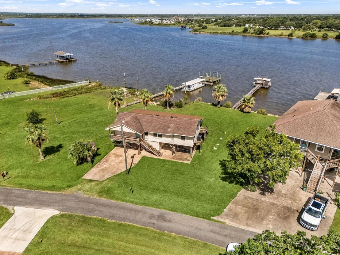 Photo of 8805 Harbour Drive
