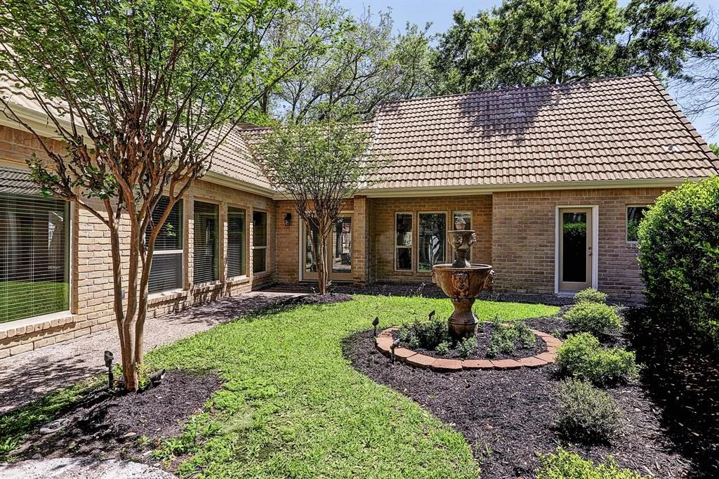 Photo of 1106 Ivy Wall Drive