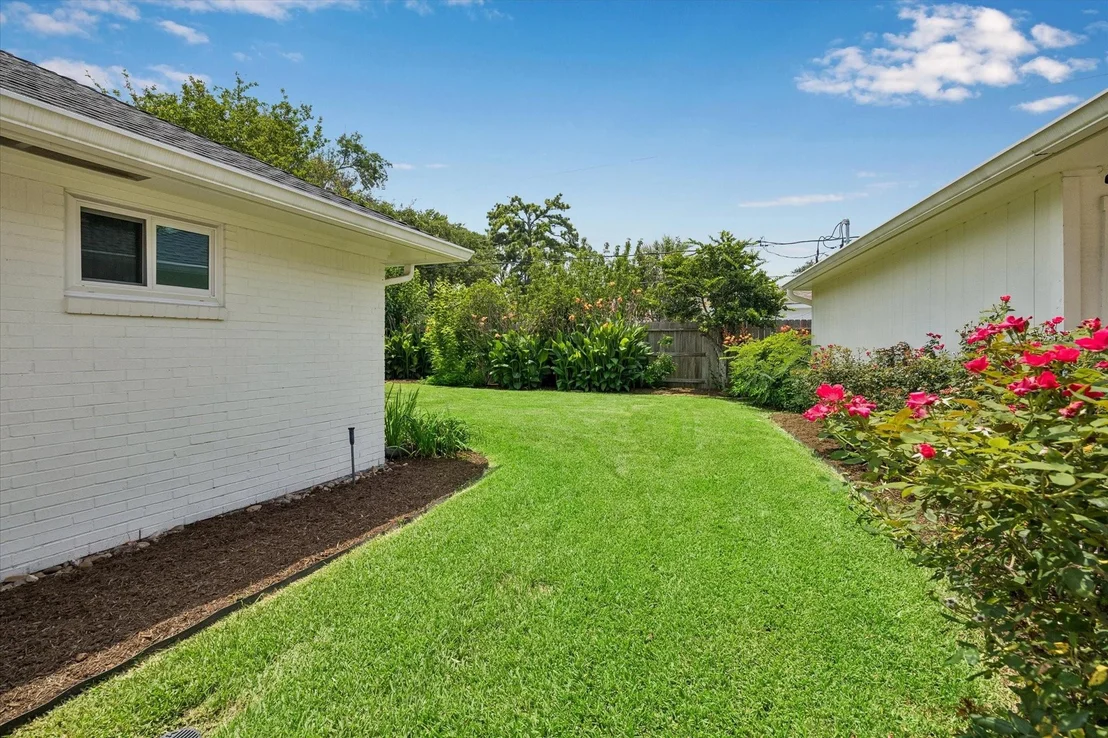 Photo of 2315 Elmgate Drive