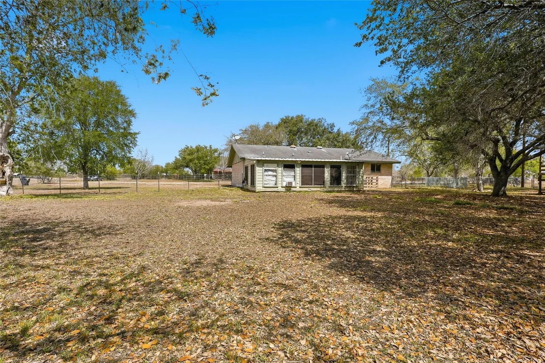 Photo of 2802 Comanche Street