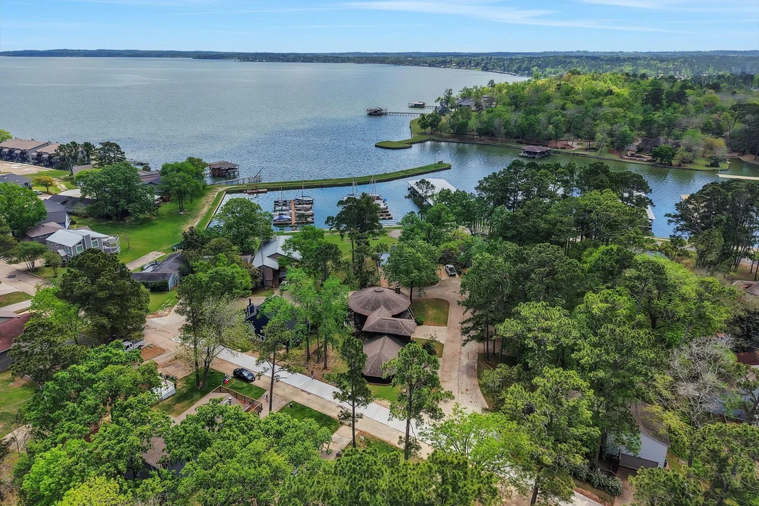 Photo of 111 Harbour Row Drive