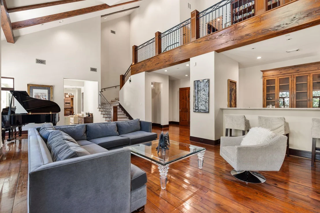 Photo of 354 Piney Point Road