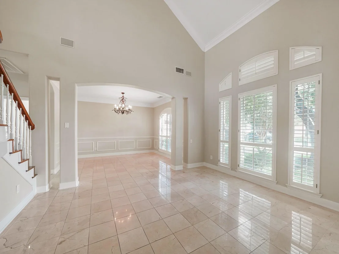 Photo of 3907 Garnet Falls