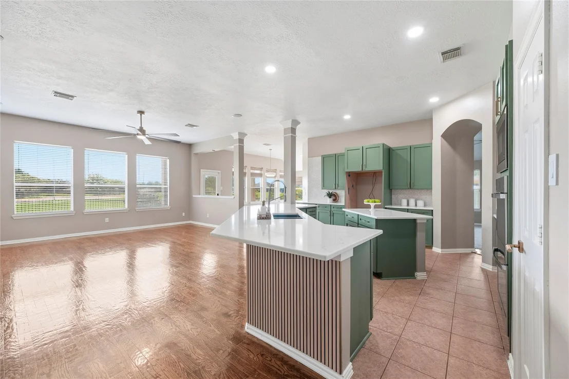 Photo of 8931 Henrico Lane