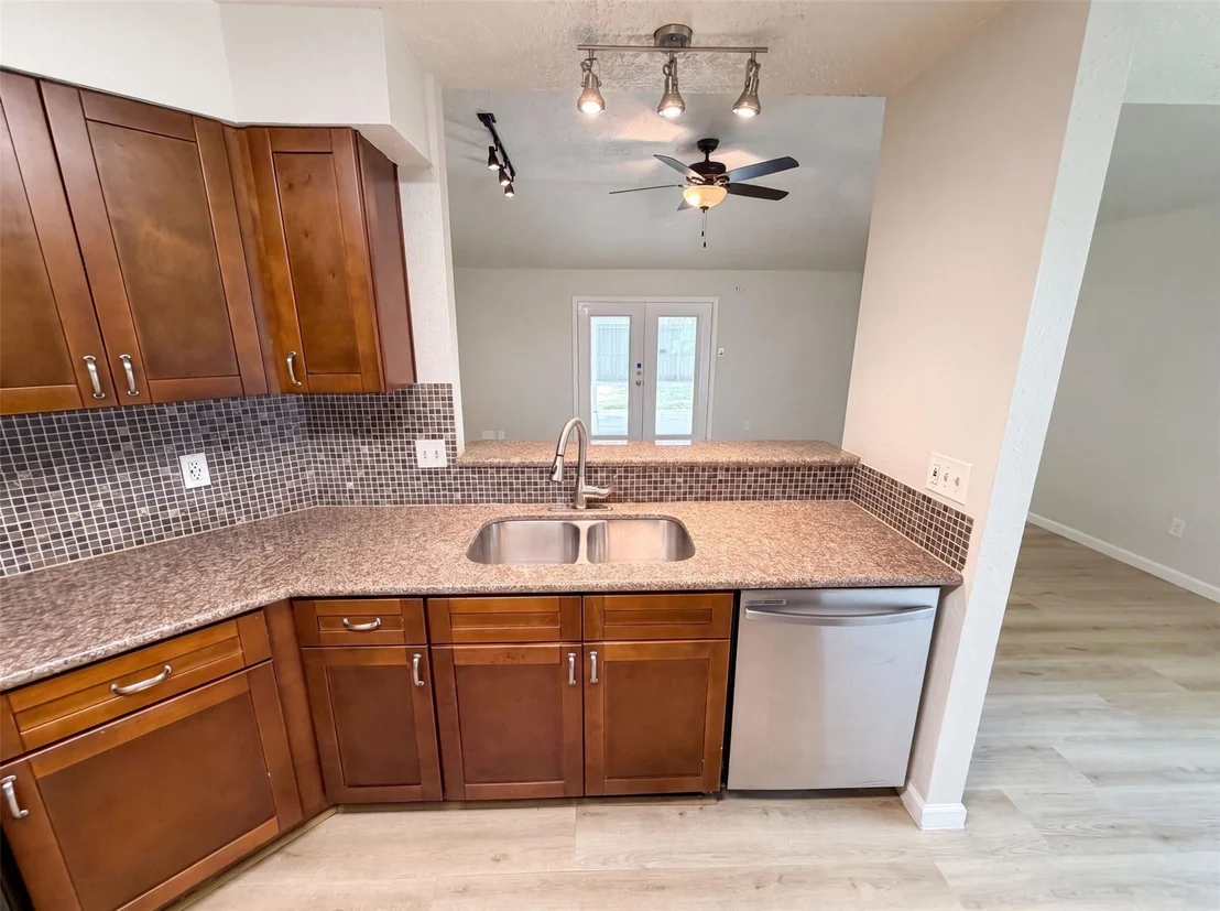 Photo of 318 Floravista Drive